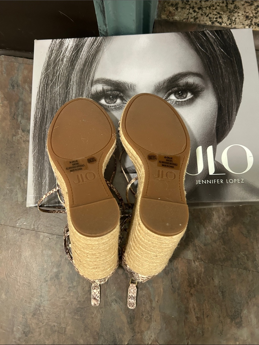 Jennifer Lopez Taupe Snake-Print Wedge Sandals with Jute Platform - Picture 5 of 16